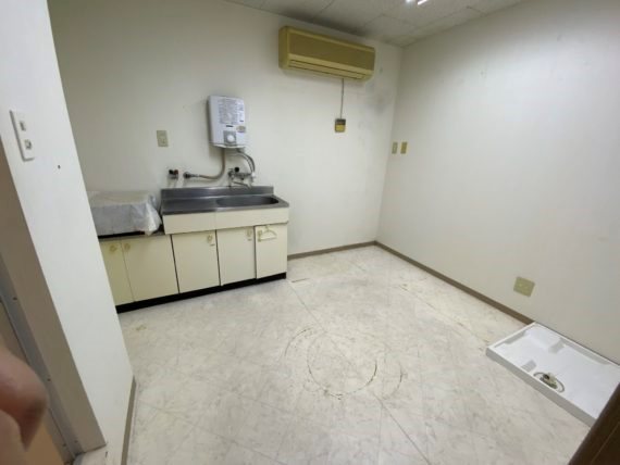 鹿児島市鴨池新町ビル 2階多目的室